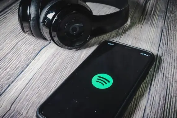 Spotify dépasse les 200 millions d’abonnés mais creuse ses pertes