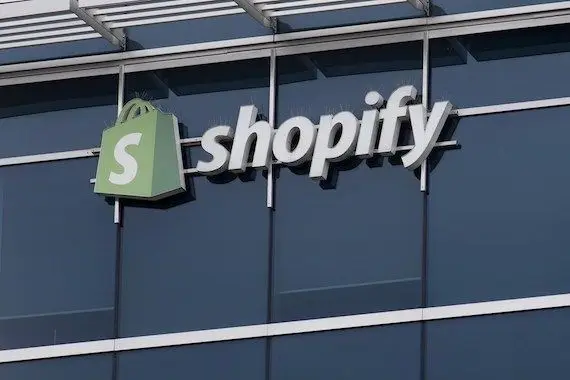 Justice: Shopify affirme avoir retiré le contenu controversé