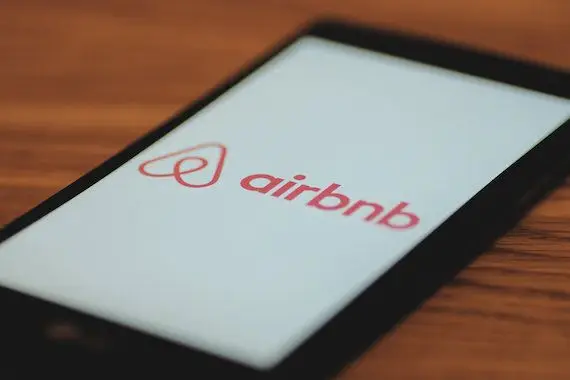 Airbnb mis à l’amende en France