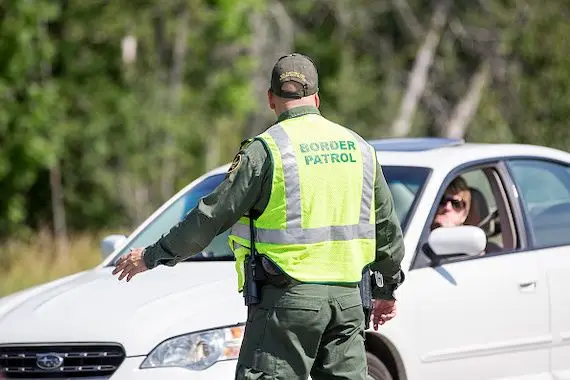 Ottawa: pas de durcissement des règles aux frontières terrestres