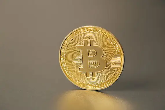 Bitcoin: au plus haut depuis mai