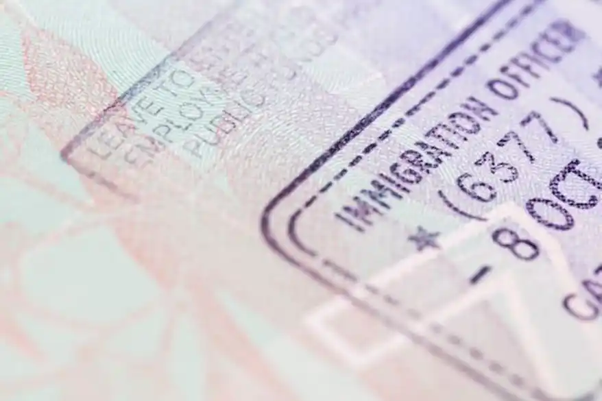 Le visa de votre employé étranger va expirer, que faire pour le garder?