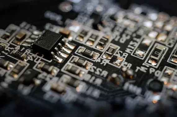 AMD dévoile de nouvelles puces d'IA pour concurrencer Nvidia