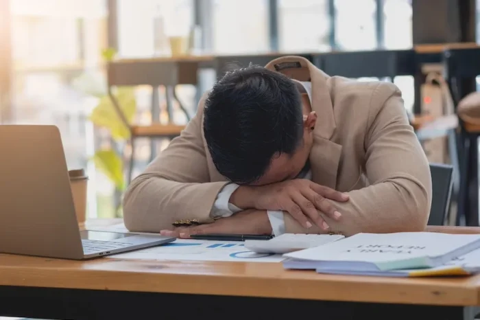 Comment faire des micro-siestes au travail comme les Japonais?