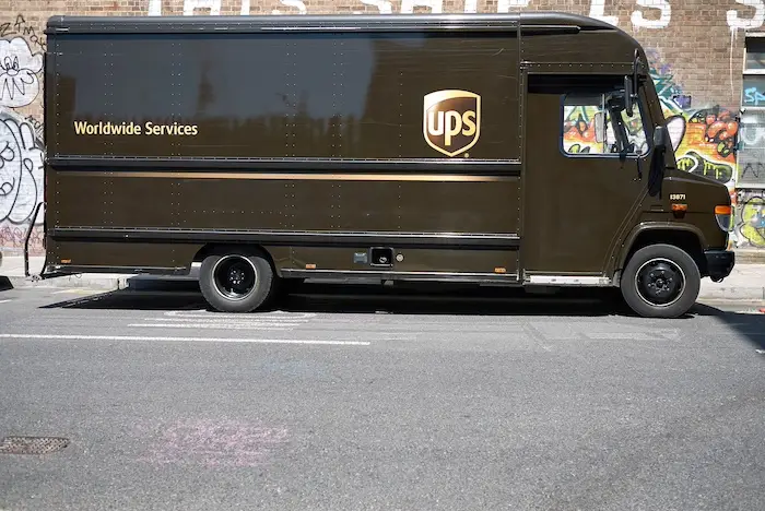 UPS a bénéficié d'une hausse des volumes au 3T