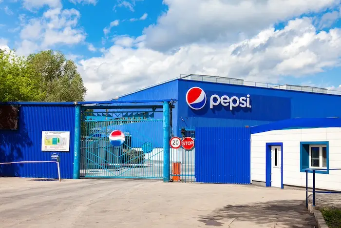 PepsiCo publie des résultats contrastés au 3T et abaisse des prévisions pour 2024