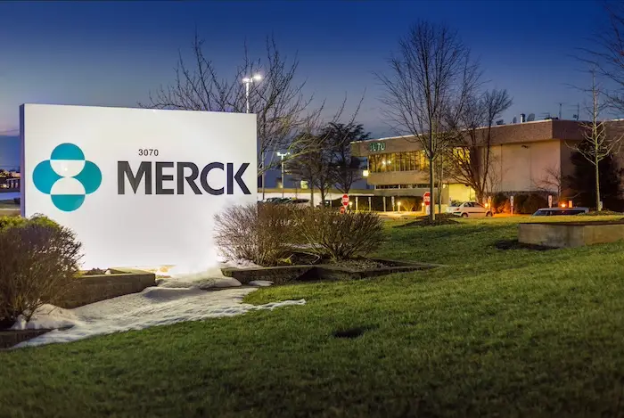 Merck publie des résultats contrastés au 3T et abaisse des objectifs annuels