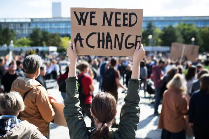 Populisme: cause ou conséquence de l’essoufflement de la démocratie?