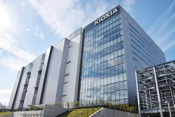 L’entrée en Bourse de Kioxia, une subvention pour Intel et Nvidia confronté à Donald Trump