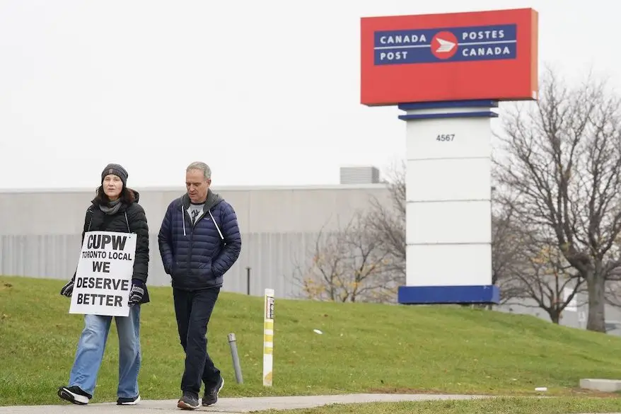 Le service postal américain suspend l’envoi de courrier à destination du Canada